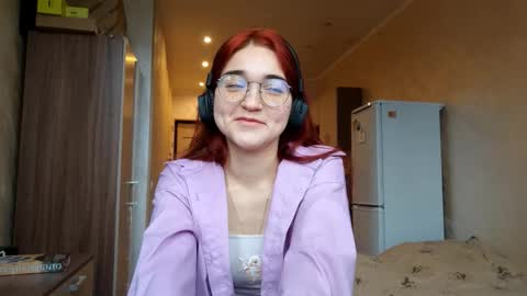 Snapshot of parisstoot chatting on October 31, 7:34 am Michelle online show from October 31, 7:34 am