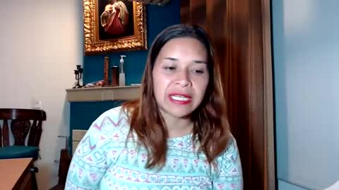 Snapshot of paula_anderson chatting on December 10, 1:00 am PAULA online show from December 10, 1:00 am