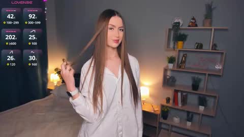 Eva online show from November 8, 7:52 pm