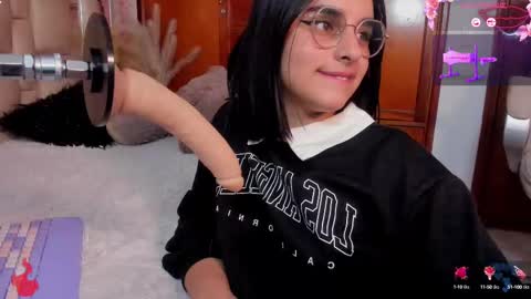 paulha_miller online show from September 27, 2:46 pm