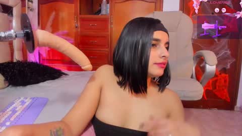 paulha_miller online show from October 10, 12:32 pm