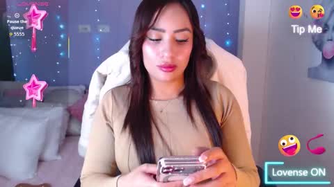 paulina online show from February 15, 4:50 pm