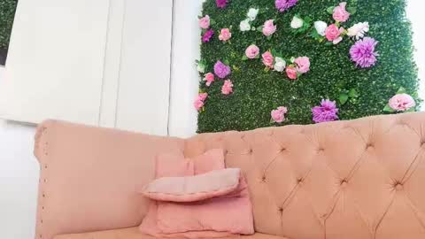 PAU  online show from November 8, 10:04 pm