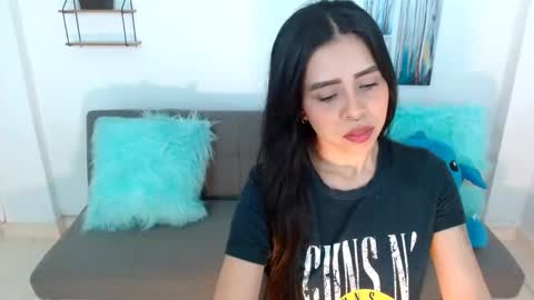 Snapshot of paulinna_vega chatting on January 4, 11:06 pm Paulinna online show from January 4, 11:06 pm