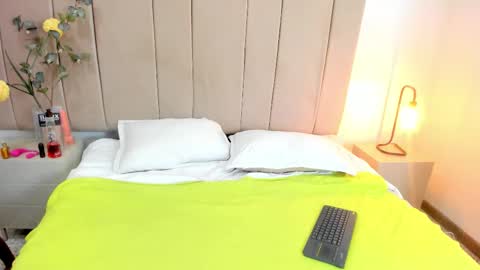 paultte online show from February 11, 4:08 pm