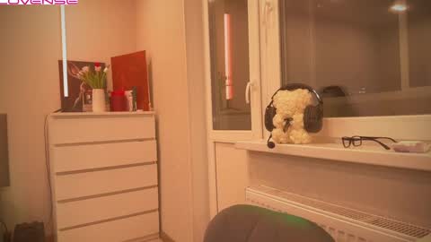 Sandra  Next Stream  pm MSK 5 pm UTC1pm EDT online show from February 16, 5:15 pm