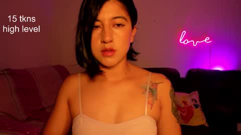 S online show from March 1, 9:37 pm