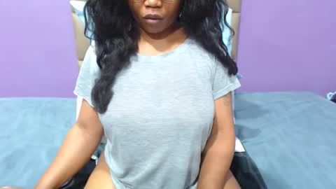 Snapshot of peachassxx chatting on September 26, 7:28 am peachy online show from September 26, 7:28 am