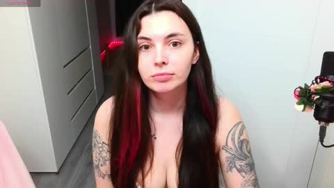 Peachy online show from April 15, 9:37 pm