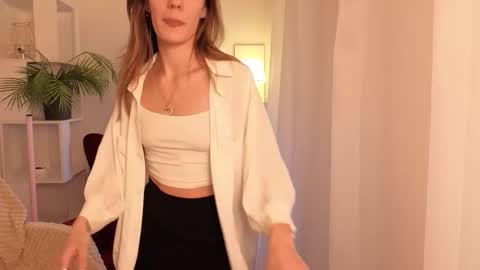 Sun  online show from December 3, 6:16 am