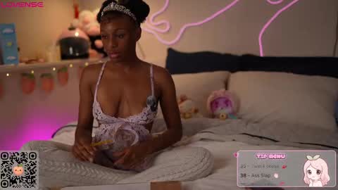 peachypeachgirl online show from November 9, 2:40 am