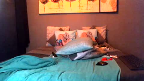 Pearl online show from March 2, 7:30 pm