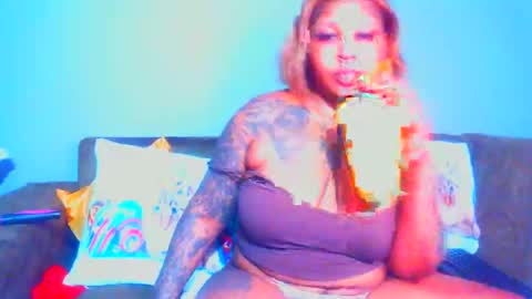 Pearl online show from February 19, 5:38 am