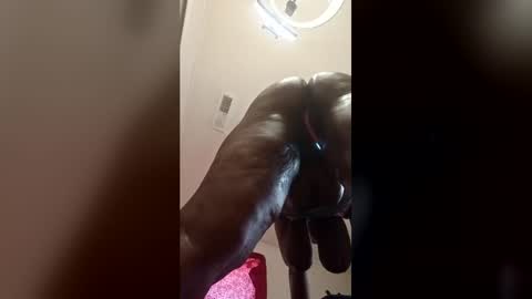 pebblessmith453 online show from April 23, 10:56 pm