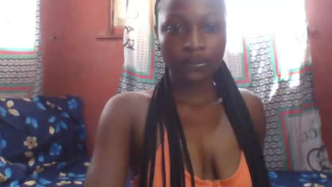 Lizzy online show from April 17, 1:13 pm