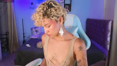 Snapshot of peggy_funn chatting on January 12, 11:26 pm peggy-funn online show from January 12, 11:26 pm