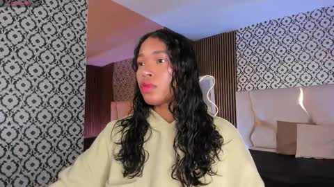 penelope online show from February 1, 3:16 am