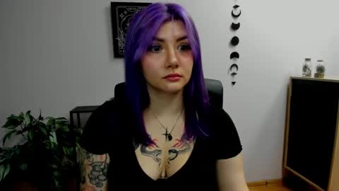 Gabbie online show from December 15, 8:08 am