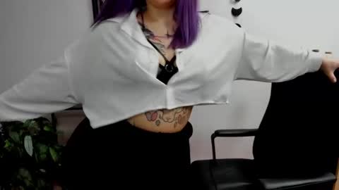 Gabbie online show from February 20, 3:30 pm