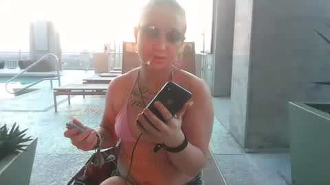 perfectly222peachy online show from September 22, 11:14 pm