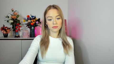 Cindy online show from November 20, 6:36 am