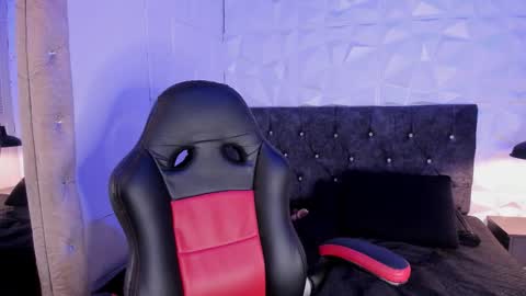 perla dl online show from February 25, 10:08 pm