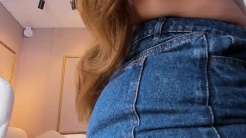 PerlaPreciosa online show from January 18, 4:31 am