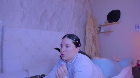 Marie online show from March 31, 11:32 am