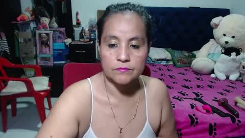 Snapshot of pervert_mommy_x chatting on February 17, 10:51 am SAMY online show from February 17, 10:51 am