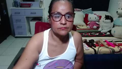 Snapshot of pervert_mommy_x chatting on September 16, 12:35 pm SAMY online show from September 16, 12:35 pm
