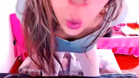 linda online show from October 15, 7:05 pm