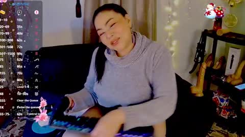 ESMERALDA online show from December 17, 9:08 pm