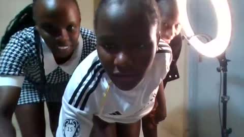 Desiree online show from December 15, 1:38 pm