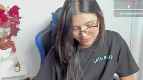 Sofa online show from November 25, 10:10 pm