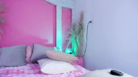 peytonn_monroe online show from February 7, 7:51 pm