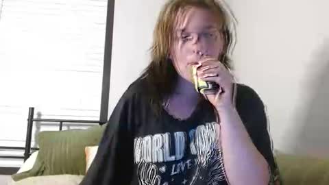 Pheebs online show from September 15, 1:36 am