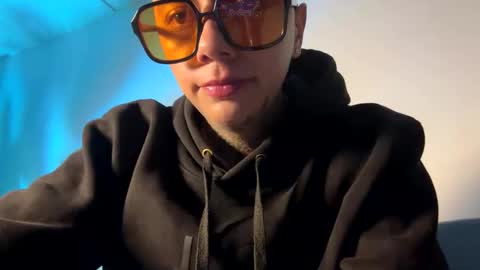 PHILLIP online show from April 14, 11:54 am