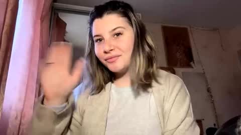 phuongfehl online show from December 21, 8:29 am