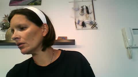 PIEDINIECOLLANT online show from July 24, 7:50 am