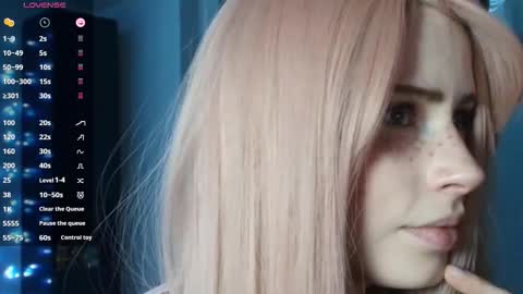 Snapshot of piera_ chatting on October 12, 6:54 pm Piera online show from October 12, 6:54 pm