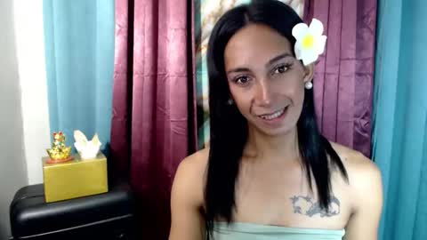 lucyLove online show from October 22, 3:55 am