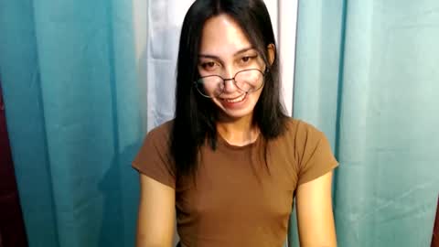 lucyLove online show from March 12, 3:13 am