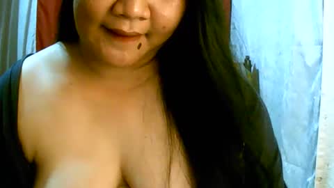 Snapshot of pinayjona chatting on October 13, 10:18 am pinayjona online show from October 13, 10:18 am