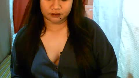 Snapshot of pinayjona chatting on January 10, 12:36 pm pinayjona online show from January 10, 12:36 pm