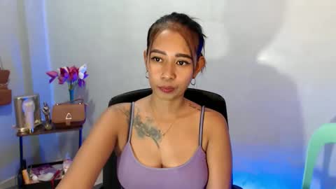 pinaymorena_renelda online show from November 20, 6:25 am