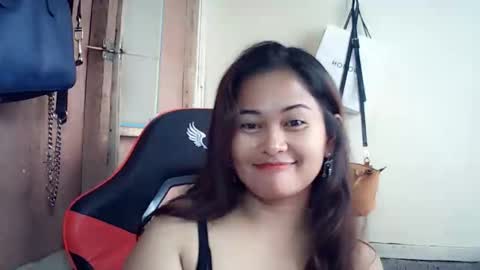 Snapshot of pinaysunday chatting on October 7, 7:46 am pinaysunday online show from October 7, 7:46 am