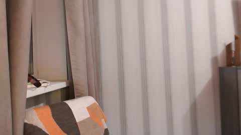       online show from November 23, 7:15 pm