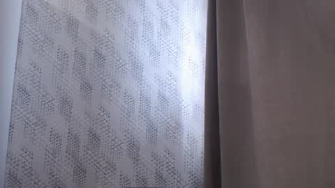 Snapshot of pineapple__mood chatting on February 27, 10:04 am online show from February 27, 10:04 am