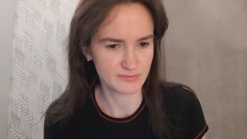 Snapshot of pineapple__mood chatting on February 3, 8:13 am online show from February 3, 8:13 am