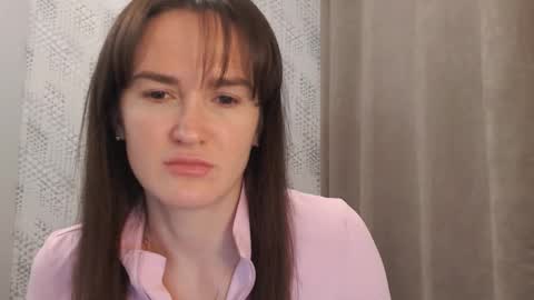Snapshot of pineapple__mood chatting on February 13, 4:17 pm online show from February 13, 4:17 pm